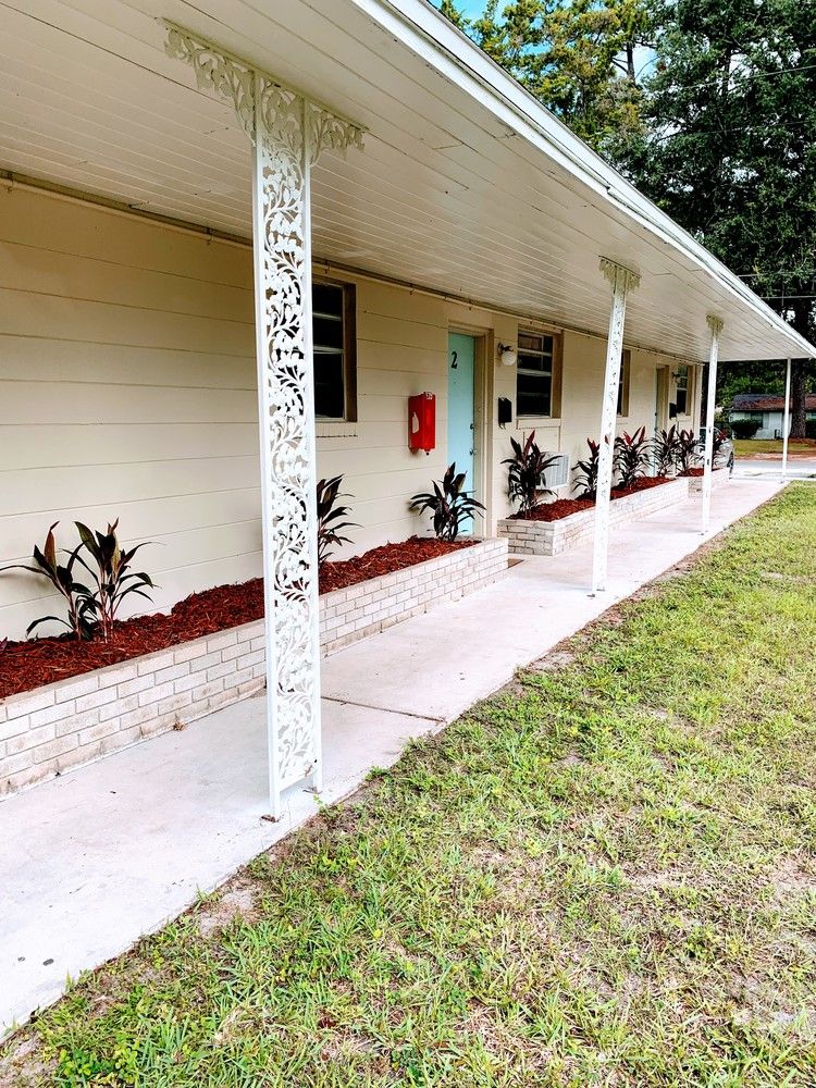 Conant Apartments / 7154 - 7166 Conant Avenue, Jacksonville, FL 32210: 7154-7166 Conant Ave, Jacksonville, FL, 32210